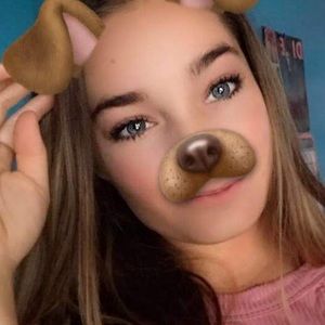 Meet your Posher, Attina